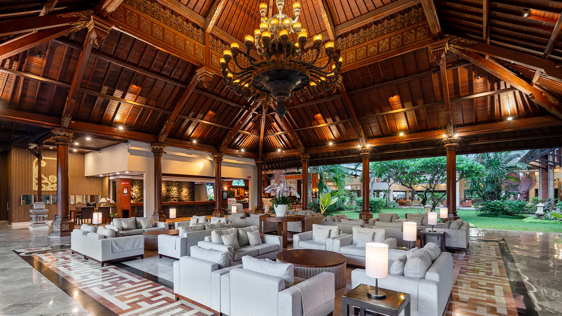 Lobby at Prime Plaza Hotel Sanur